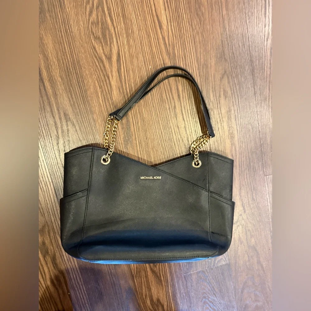 Michael Kors Bag - Picture 2 of 7